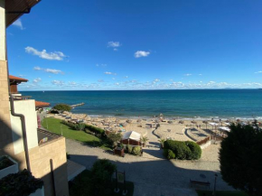 GARDEN OF EDEN B3-2 Private One Bedroom Apartment